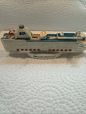 Ruby Princess White Cruise Ship Model - Decorative Home Accent